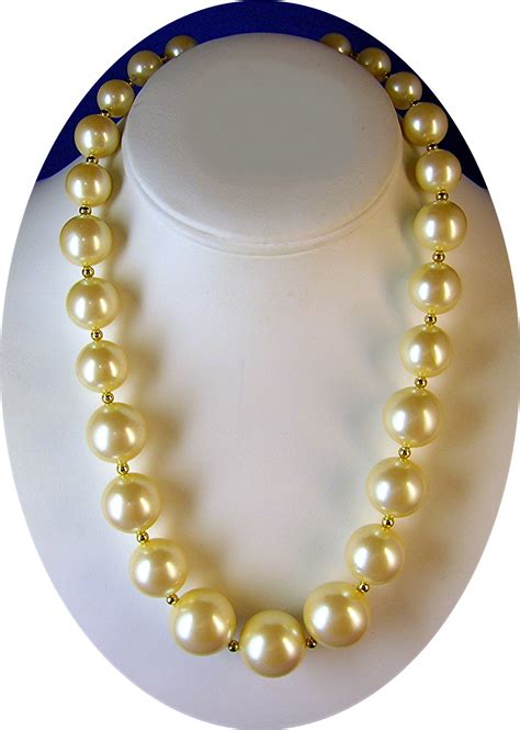 Graduated Faux Pearl Gold Bead Necklace
