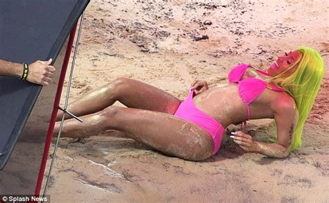 Check It Out A Bikini Clad Nicki Minaj Shows Off Her Shapely Behind On
