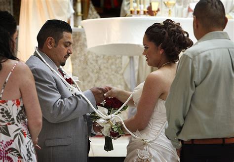 Hispanic Wedding Traditions Traditionswedding