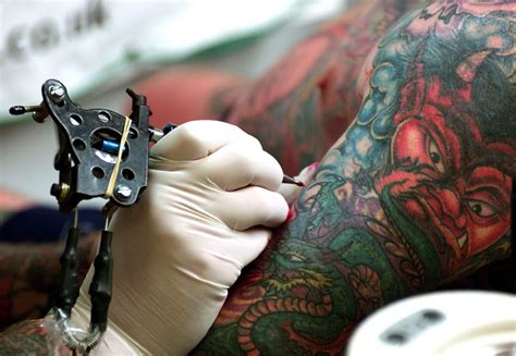 La Tinta De Los Tatuajes Y Sus Riesgos Para La Salud