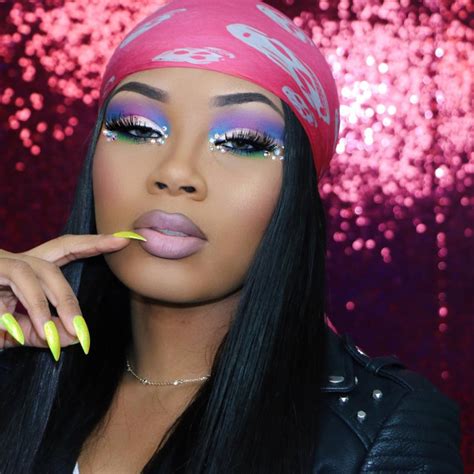 20 Carnival Makeup Looks That Are All About The Details Essence