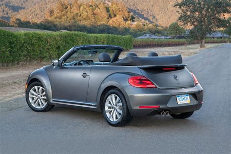 Used 2017 Volkswagen Beetle Convertible Review And Ratings Edmunds