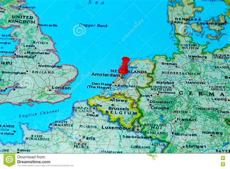 Paises bajos rotterdam eindhoven países del mundo amsterdam paises mapas de viaje holanda mar del norte. Amsterdam, Países Bajos Fijó En Un Mapa De Europa Imagen ...