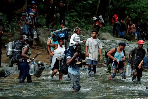 Más de 180 000 migrantes cruzaron la selva de Darién en lo que va de