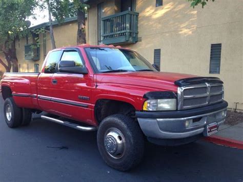 Sell Used 1999 Dodge Ram 3500 Xlt 4x4 Diesel Extended Cab Pick Up Truck