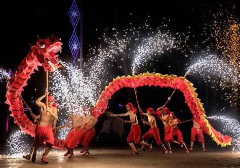 Chinese New Year vs. Lunar New Year: What's the difference? - HelloGiggles