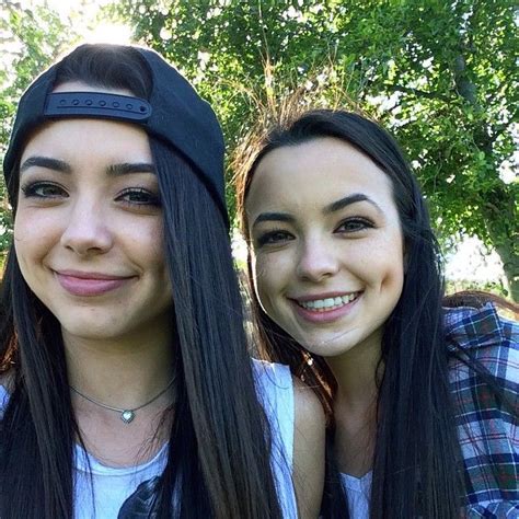 Veronicamerrell On Instagram “lovely Day At The Park Vanessamerrell