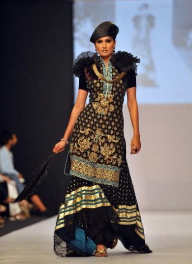 Bridel Fashion Trend And Girls Fashion Latest Indian Bollywood Fashion