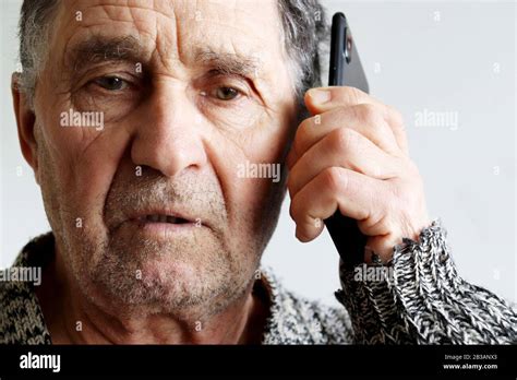 Pensioner Using Phone Hi Res Stock Photography And Images Alamy