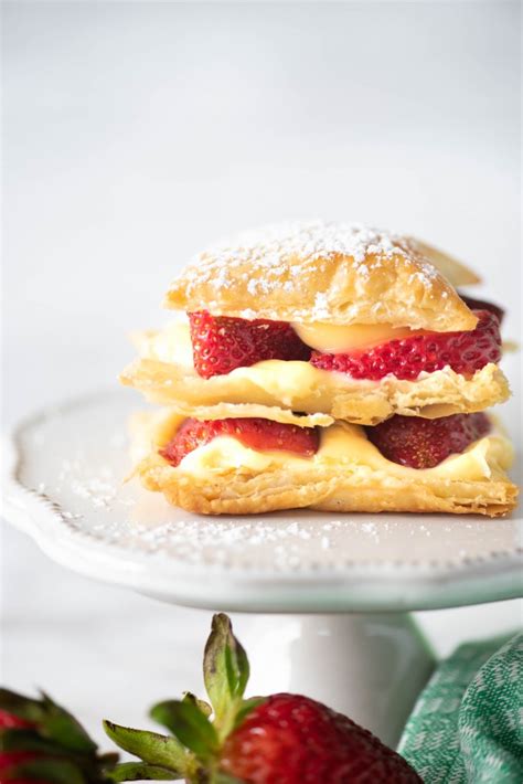 Easy Strawberry Napoleon Dessert Recipe With Puff Pastry