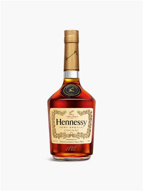 Hennessy Vs Cognac 70cl In 2023 Cognac Hennessy Vs Cognac Bottle Design