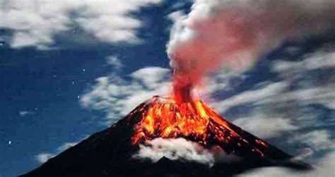 Erupción Del Volcán Tungurahua En Ecuador Videos Metatube
