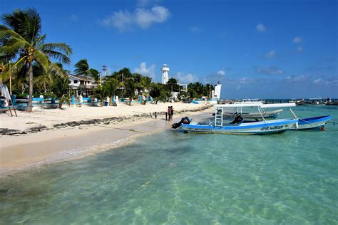 Idyllic Beaches At Puerto Morelos Mexico Encircle Photos