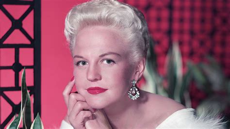 Peggy Lee Seduced Millions With Her Sultry Sophisticated Purr La Times