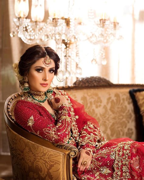 Beautiful Ayeza Khan Latest Bridal Shoot For Hifsa Khan Salon Reviewitpk