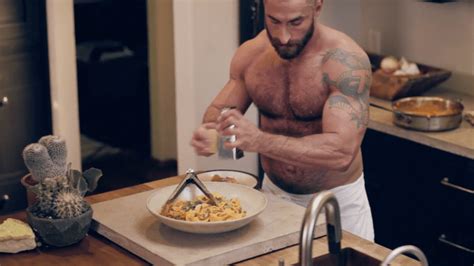 The Bear Naked Chef Returns And Serves Up Pasta With Muscles Watch