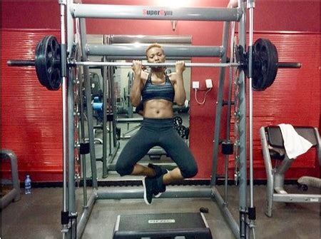 Rapper Eva Alordiah Flaunts Sexy Body During Night Gym Session Photos