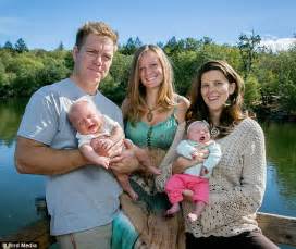 Polyamorous Man In Oakland Californias Two Wives Give Birth Within 30