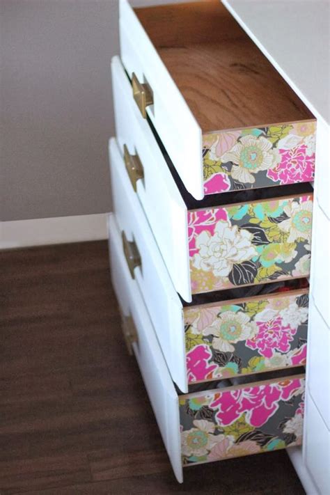 30 Stylish Ways To Use Floral Wallpaper In Your Home Digsdigs