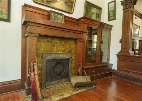 Historic 1910 Home In The Broadway District Fireplace With Attached