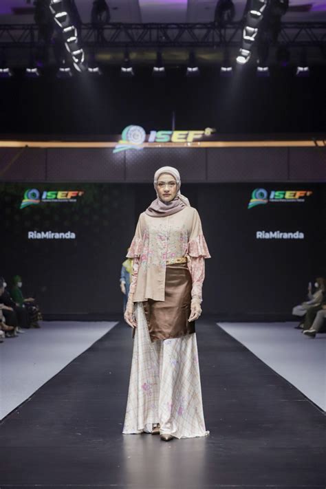 Sustainable Muslim Fashion Isef 2021 Jaring Desainer Muda Yang Kreatif