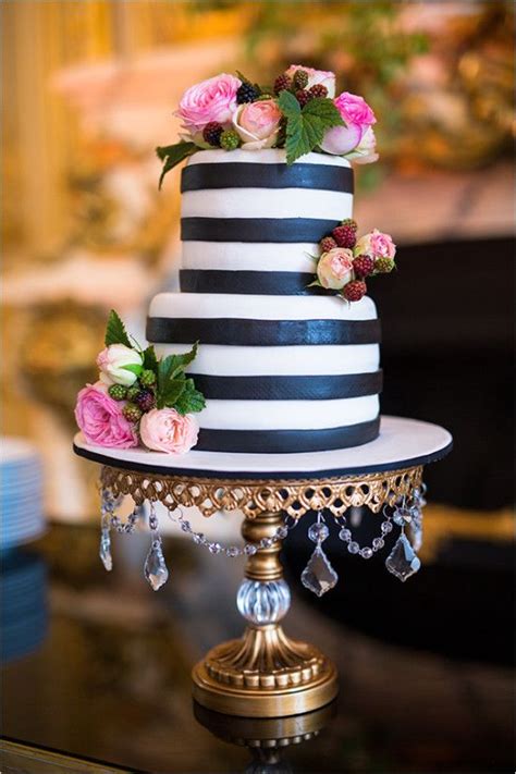 The recipe i'd been itching to try was the black and white chocolate cake from dorie greenspan's baking: Black and Gold Wedding in Paris | Bridal shower cakes ...