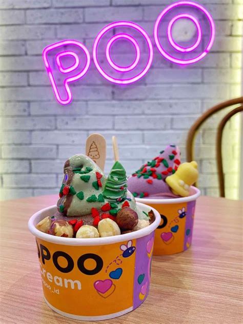 Cobain Soft Serve Nya Aja Review Miss Laper Di Restoran Poo Ice Cream Pantai Indah Kapuk