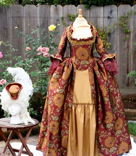 18thcenturygownbyalalne 1397×1600 Belle Robe Costume Robe
