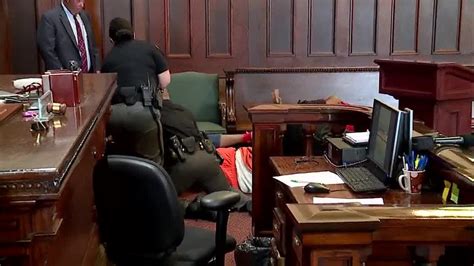 Fight Breaks Loose Inside Courtroom Youtube