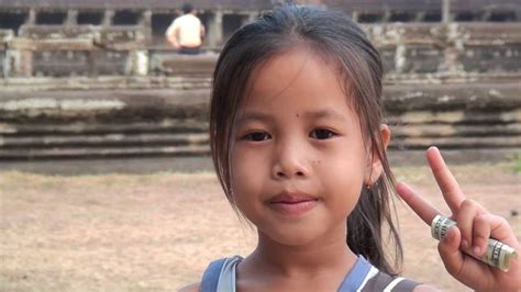 Angkor Wat Girl Siem Reap Cambodia Youtube
