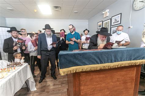 Torah Celebrated In Illinois Capital