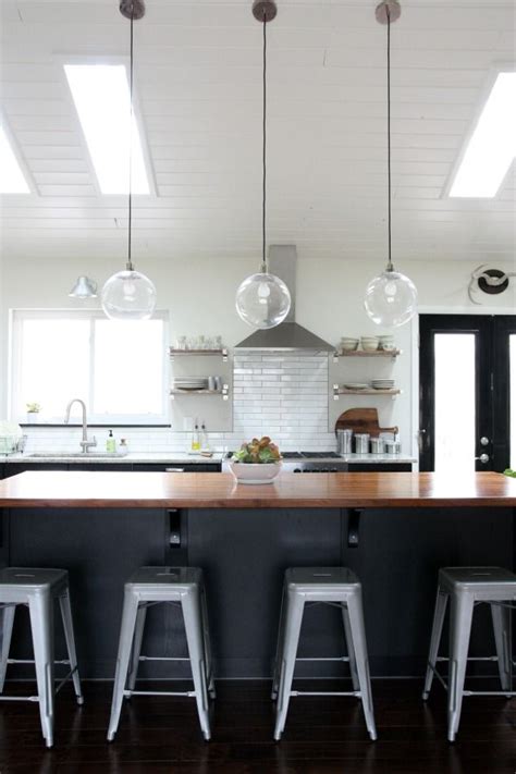 See more ideas about recessed lighting, kitchen recessed lighting, kitchen ceiling. Amazing vaulted ceilings in the kitchen/living room area ...
