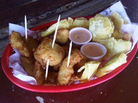 Tostones De Panas Bolitas De Mero Restaurante Parada La 100 En Cabo