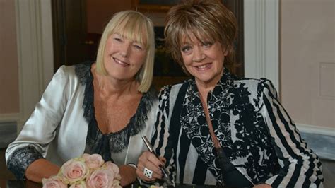 Amanda Barrie I Came Out At 67 And Married For A Second Time When I