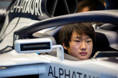 Yuki Tsunoda Ficha Por La Scuderia Alphatauri