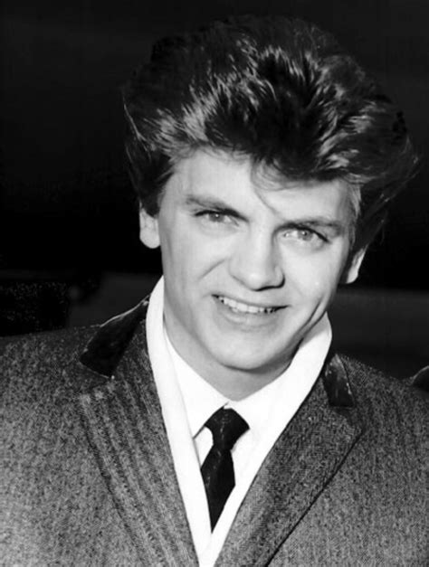 Along with his older brother don everly, they formed the everly brothers, which became one of the most acclaimed duos in rock music history. Everly Brother singer Phil Everly dies at 74 · TheJournal.ie