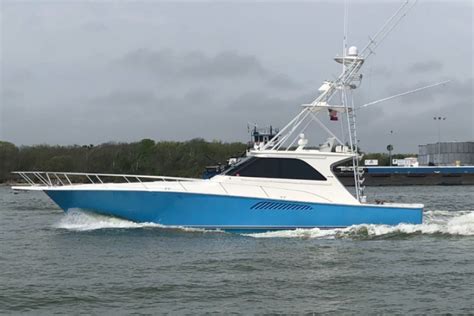 2008 Viking 52 Sport Coupe Yacht For Sale Shes All Hooked Up Si Yachts