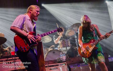 Tedeschi Trucks Band Brings The Wheels Of Soul Tour To Pnc Pavilion On 722 W Drive By Truckers