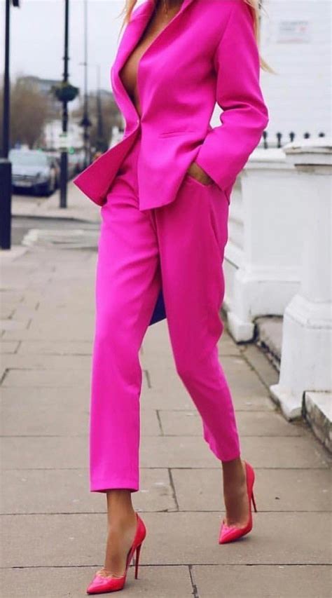 Pin By Katarzyna Buchajczuk On Pink Suits For Women Fashion Suit