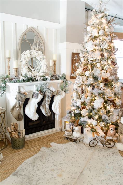 For all of you who had to postpone christmas or think how fun it would be decorating christmas tree today. Dream Tree: 10 Tips on How to Decorate a Christmas Tree ...