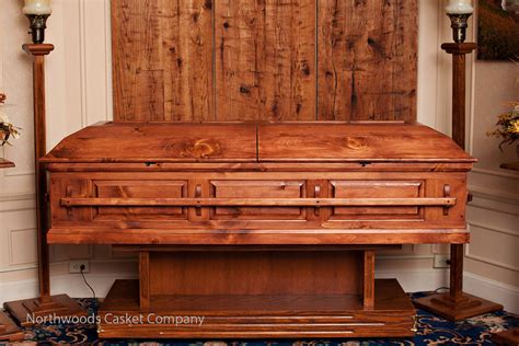 Antique Pine — Northwoods Casket Company