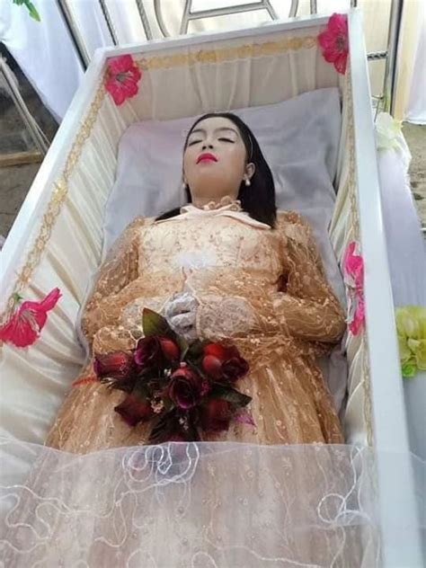 Casket Female Bodies Funeral Eternity Sleeping Beauty Lady Girl