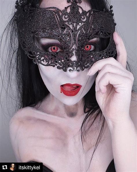 Beautiful Vampire Makeup Art By 👉 Itskittykel