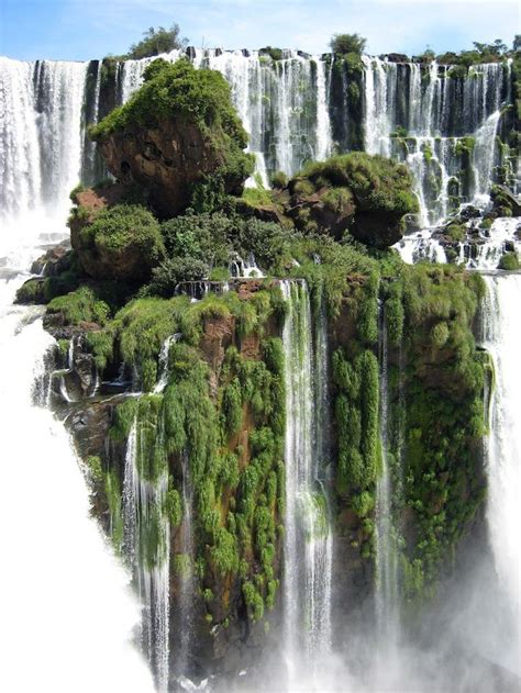 8 Most Beautiful Water Landscapes In The World Beautiful Waterfalls