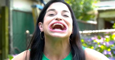 American Woman S Scary Big Mouth Scores Her World Record Sends Inspirational Message To