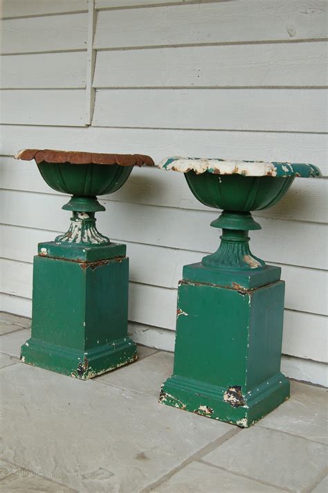 Antiques Atlas A Pair Of Victorian Cast Iron Urns