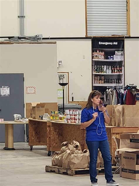 The food bank will serve 1,000 families friday. 2020 April 22 Mathis Food Pantry | Catholic Charities ...