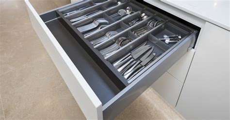 With over 25 years' experience in kitchen renovations & kitchen cabinets perth. How to Organise Your Kitchen Cabinets - Custom Cabinets Perth