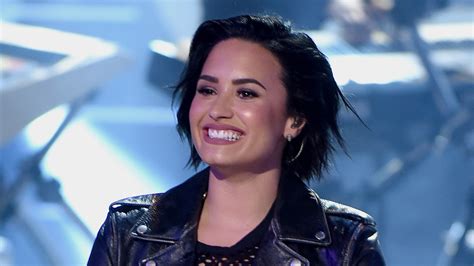 Demi Lovato Performs On American Idol — Watch The Singers Mind Blowing