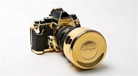 Brikks Lux Nikon Kit Is A Golden Statement Of Luxury ニコン ゴールド 純金